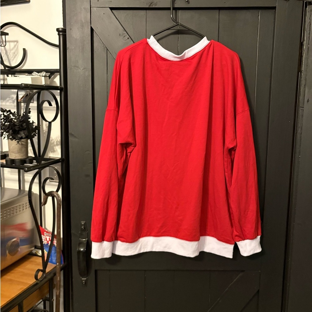 Women’s Red Contrast-Trim Crewneck Sweatshirt - Picture 2 of 4